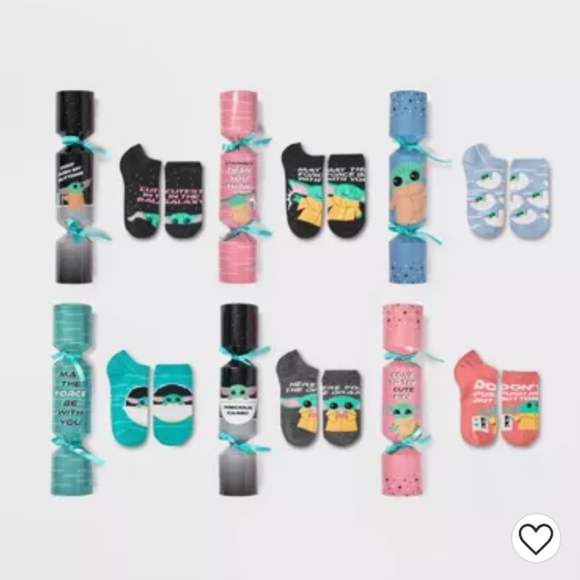 STAR WARS The Mandalorian 6 Surprise Crackers - Socks Brand New in Package - Picture 8 of 9